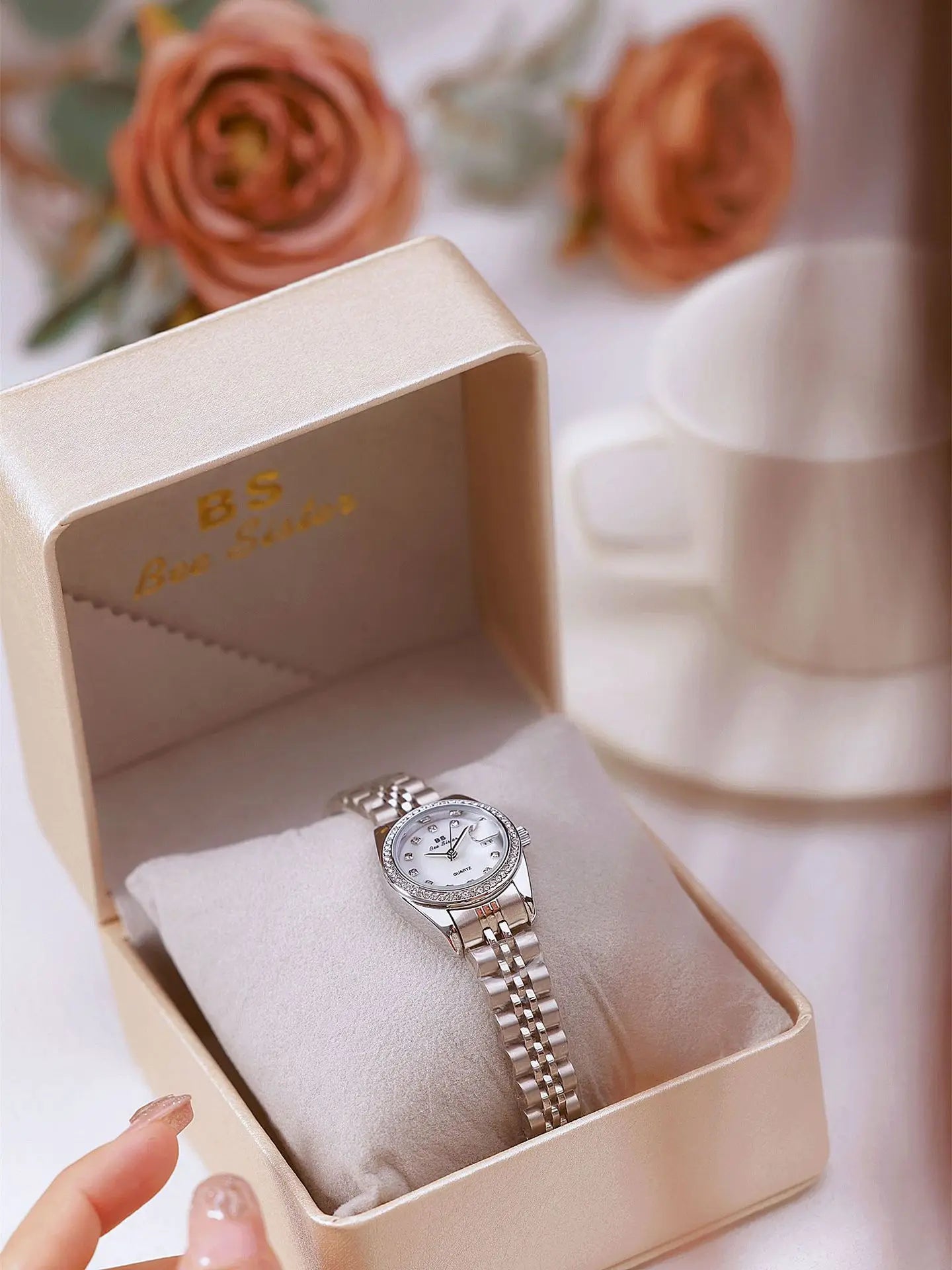 Woman Watch High Quality Luxury Fashion Stainless Steel Quartz Watches Gold Bracelet Waterproof Calendar Female Dress Clock