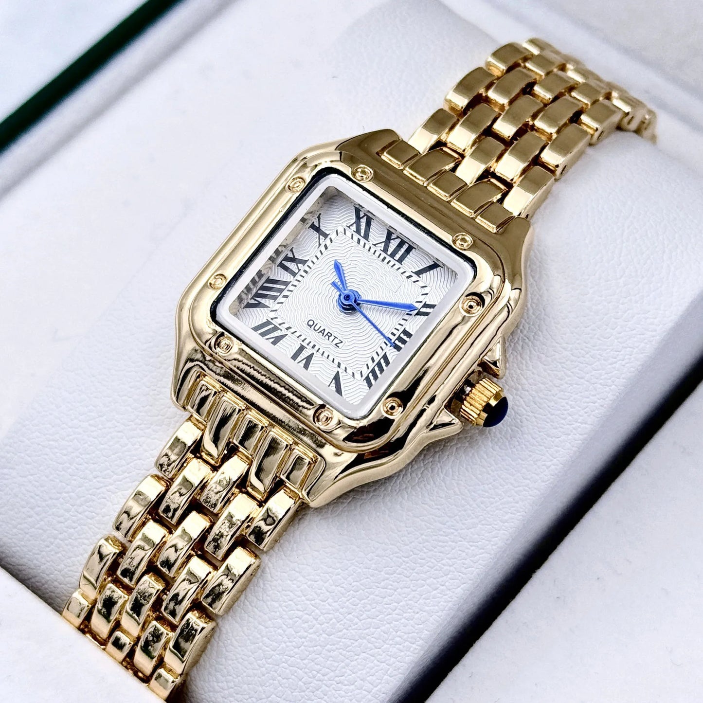 MAYZHISU Women Watch Light Luxury Retro Women Quartz Gold Wristwatch Stainless Steel Waterproof Female Clock Ladies Watch